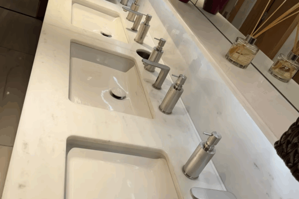 ee956e_c92c7604d16543e9b8f0cf1327486aa8~mv2